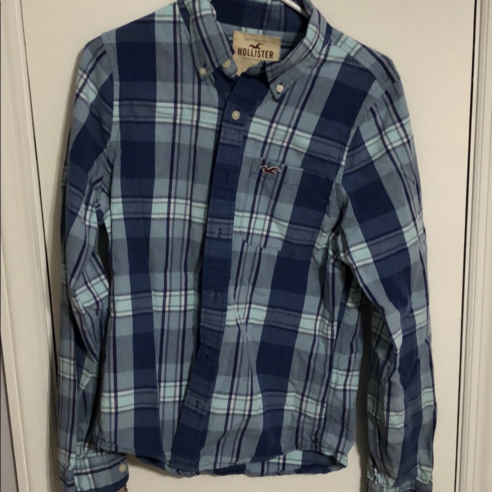 Hollister Long Sleeved Button Down size small